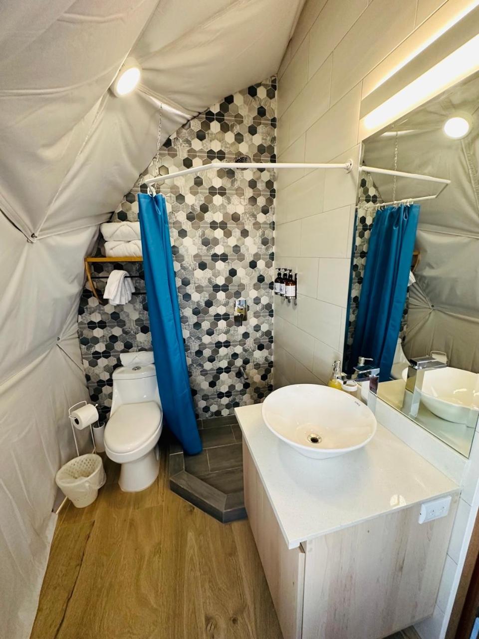 Luxury tent Glamping Tortuga Playa Ocotal
